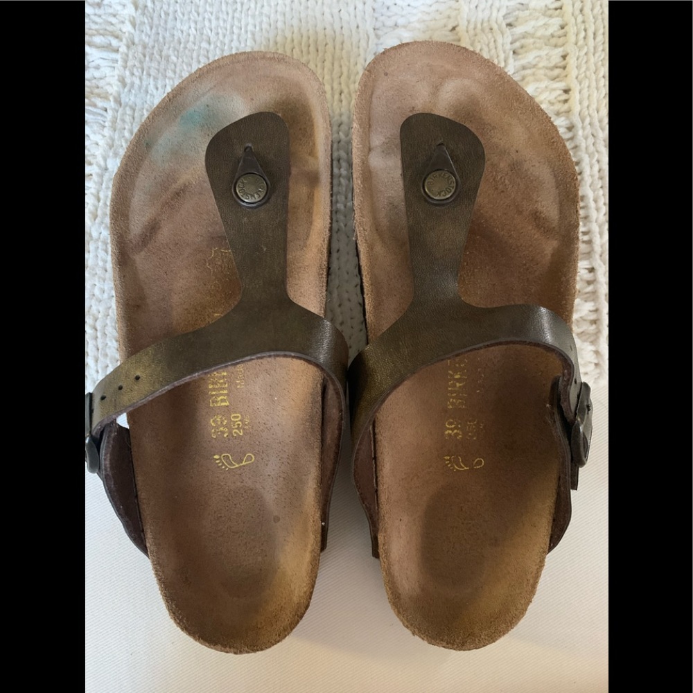 Brown Semi-metallic Gizeh Birkenstock Sandal 39
